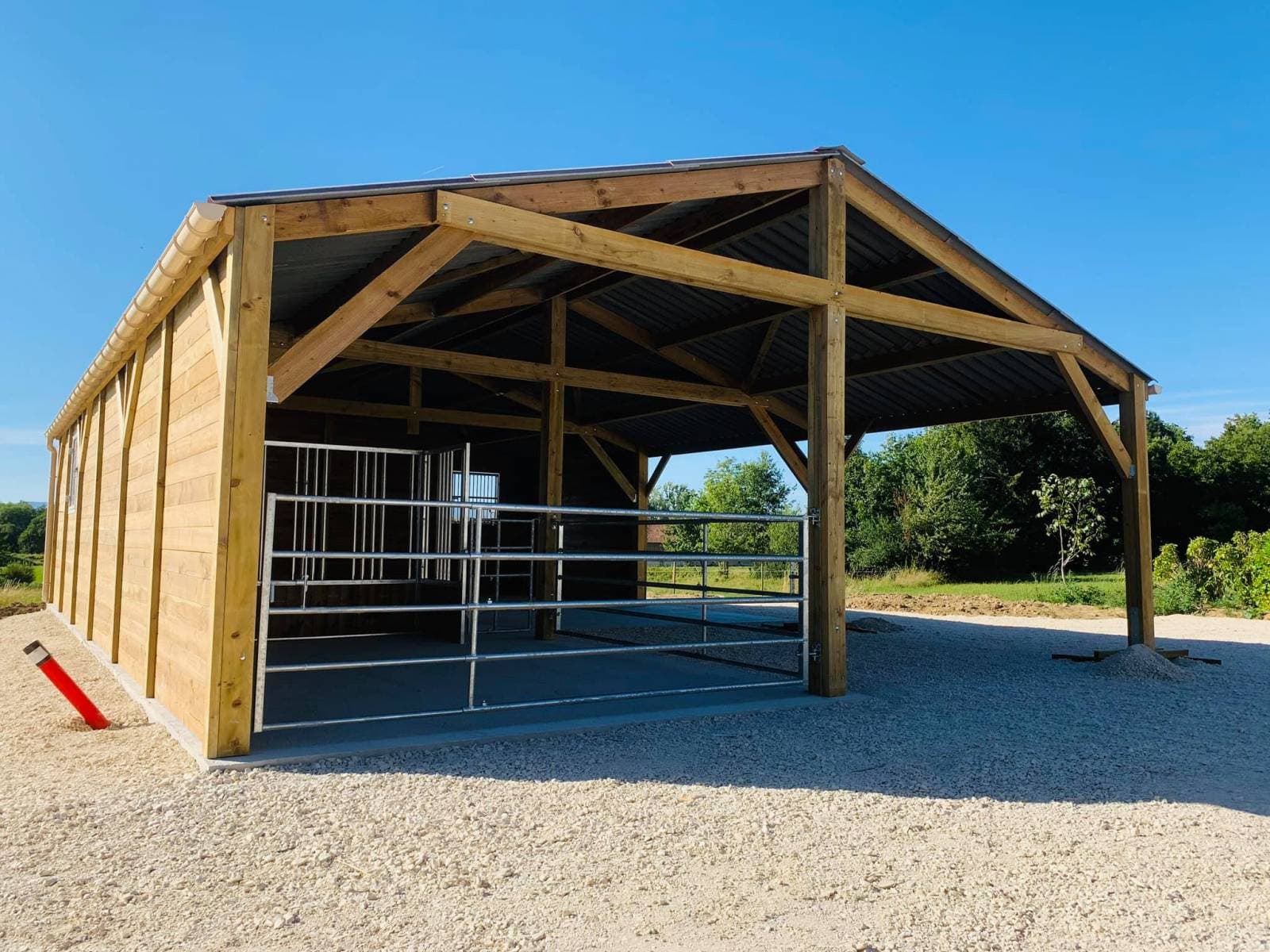 Hangar agricole : permis de construire, zone A et CDPENAF